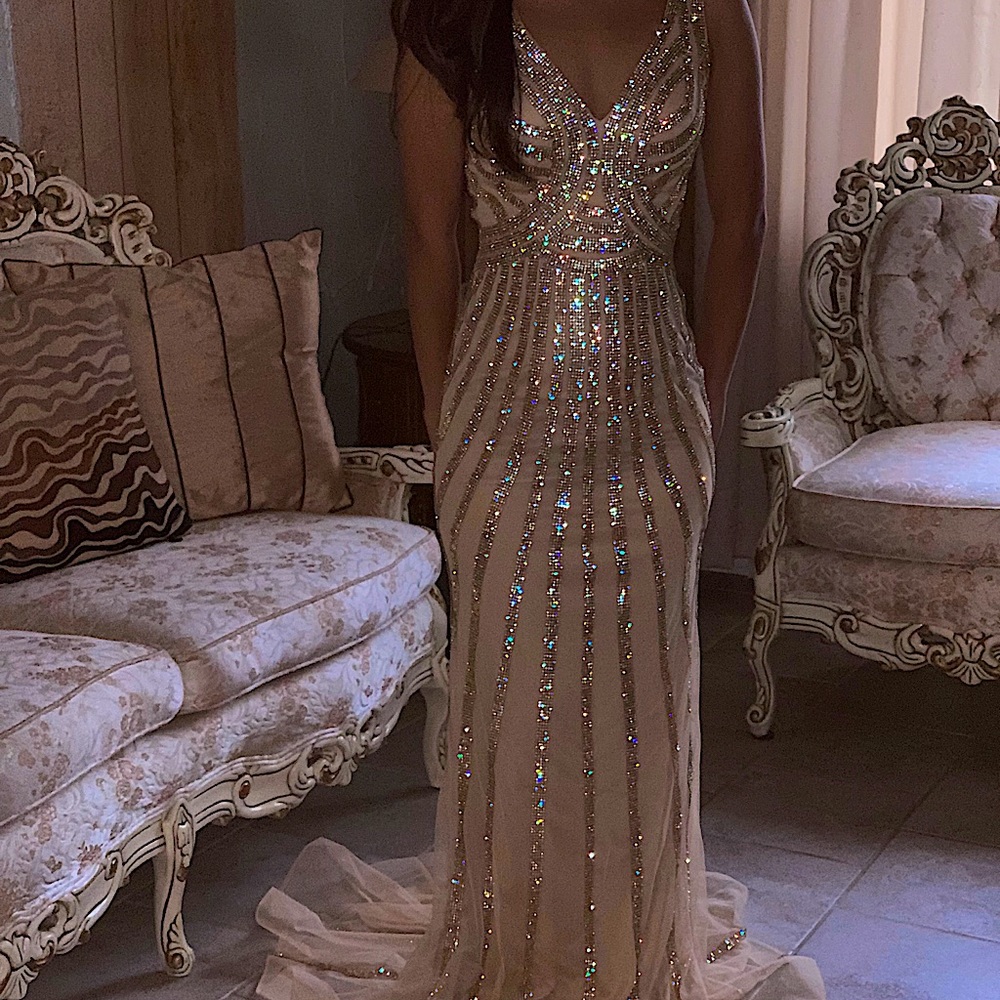 Selling Beautiful Prom/Wedding Guest/Special Occasion Dress!
